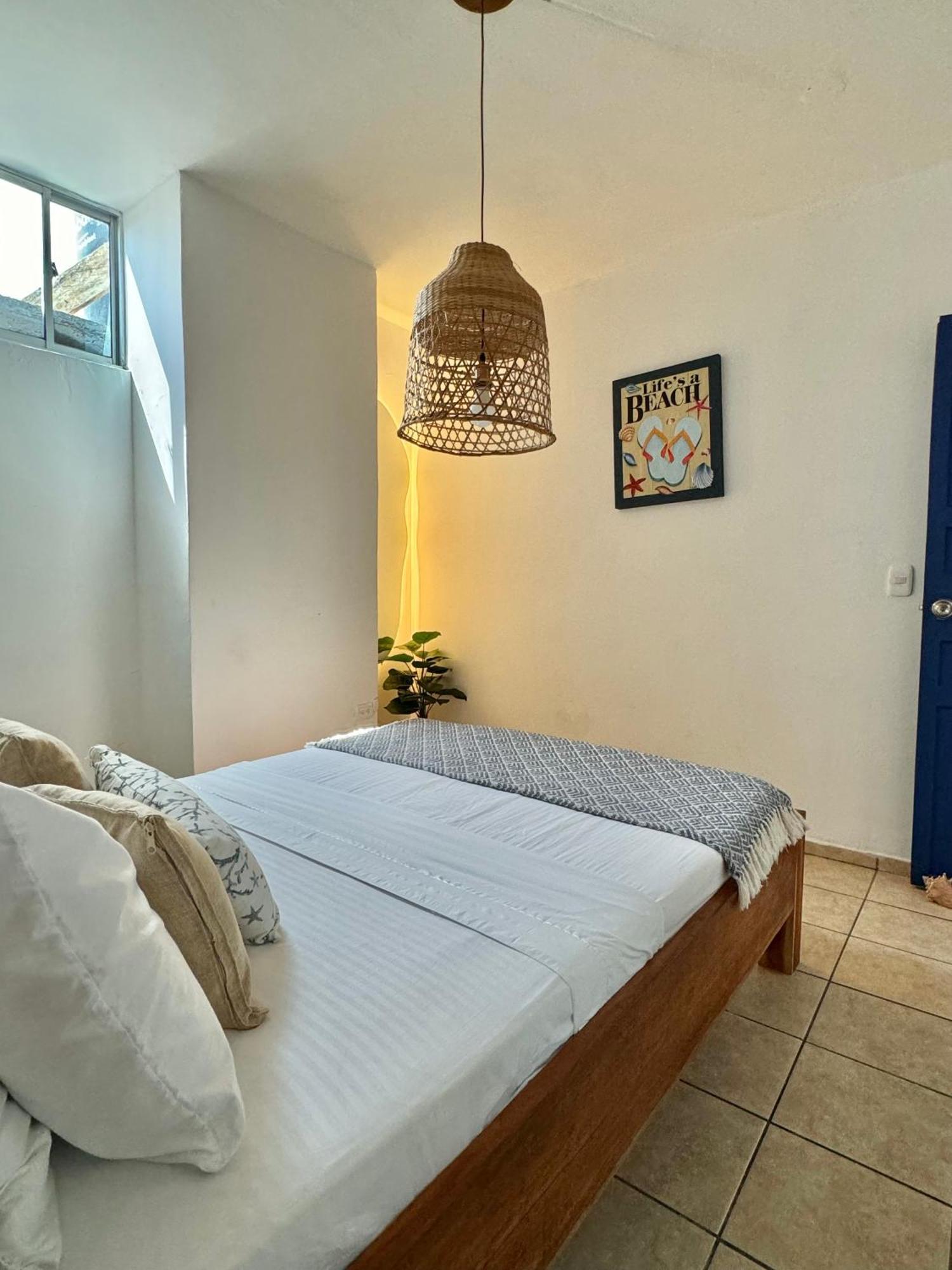 Hostel Beach House Rincon Exterior photo